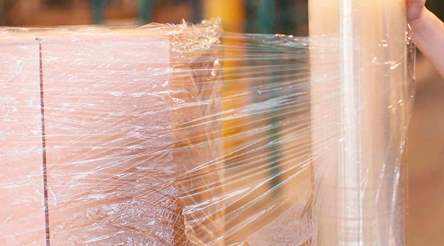 Película stretch estirable para envolver y proteger pallets